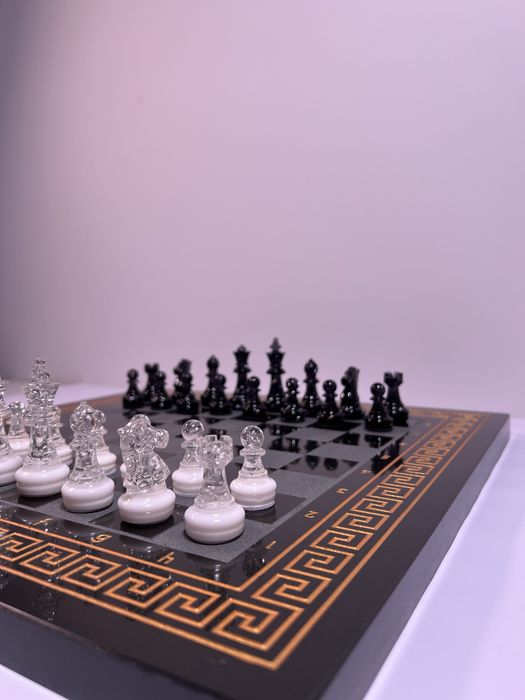 Шахмати ручної роботи з каменю