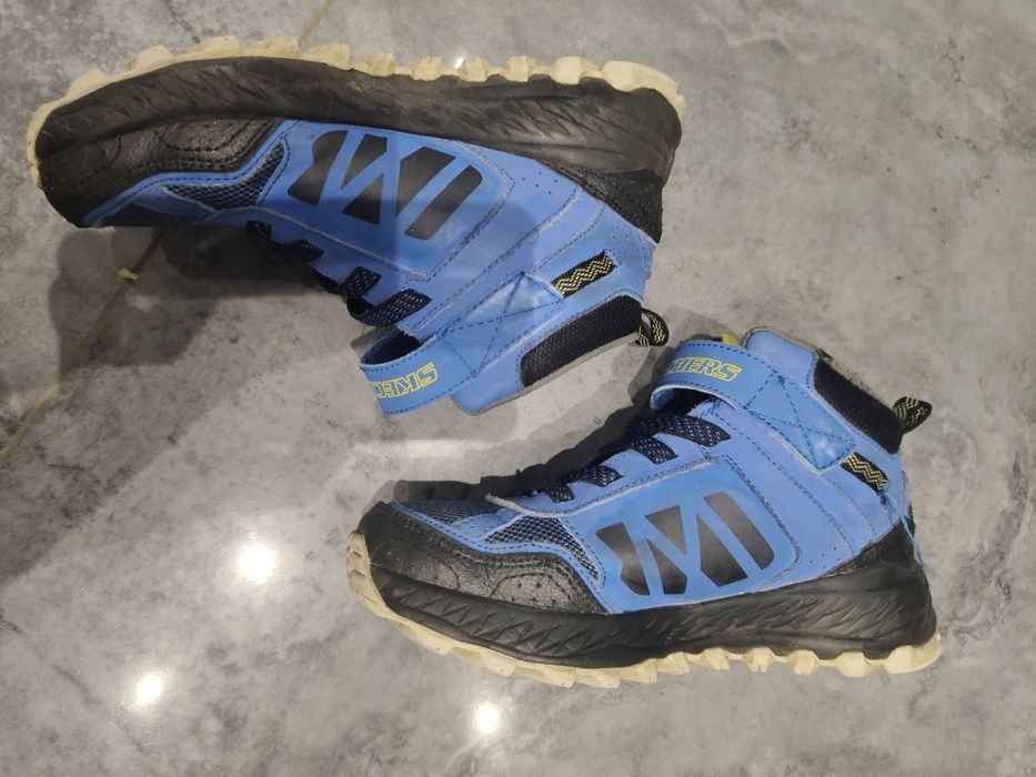 Skechers 33 dla chłopca nieprzemakalne, wysokie adidasy