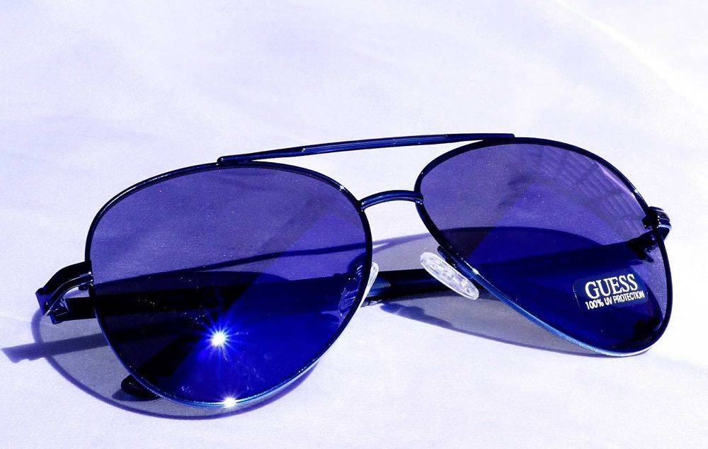 Okulary przeciwsłoneczne Guess GF0173 90X aviatory pilotki granatowe