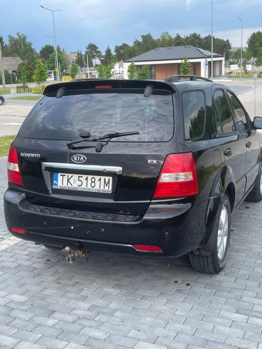 Kia sorento.
