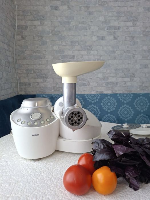 Кухонний комбайн Philips HR7768