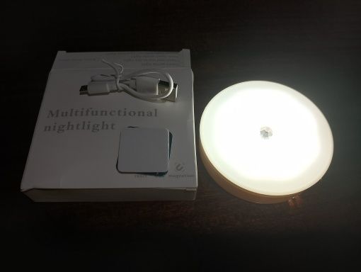 Светильник с датчиком движения 100грнаккумуляторный юсб