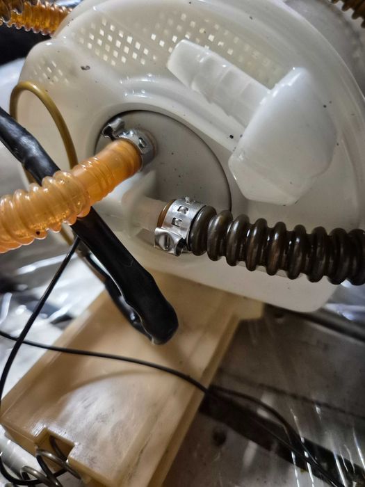 Audi s3 8l pompa paliwa Amk/Bam pompka paliwa