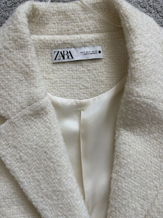 Пальто жіноче від Zara