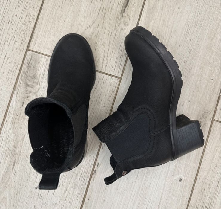 Czarne wygodne skórzane botki rozm.37