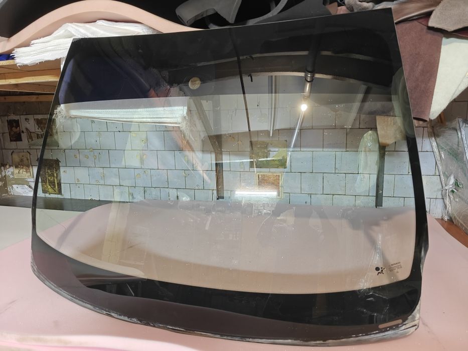 Стекло лобовое Оригинал Renault 727122133R год 2013