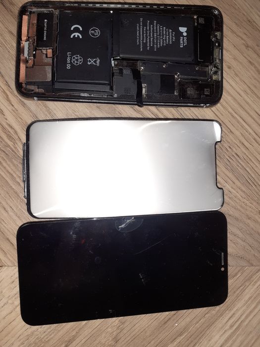 iPhone X на запчастини
