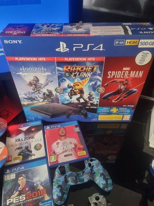 Ps4 slim + 2 comandos + 5 jogos  + capas + Headphones