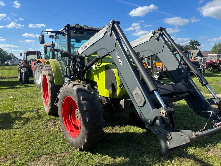 Claas Axos 340 nie Valtra