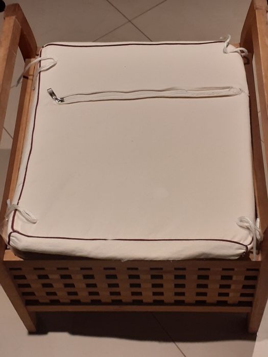 Siedzisko / schowek drewniany