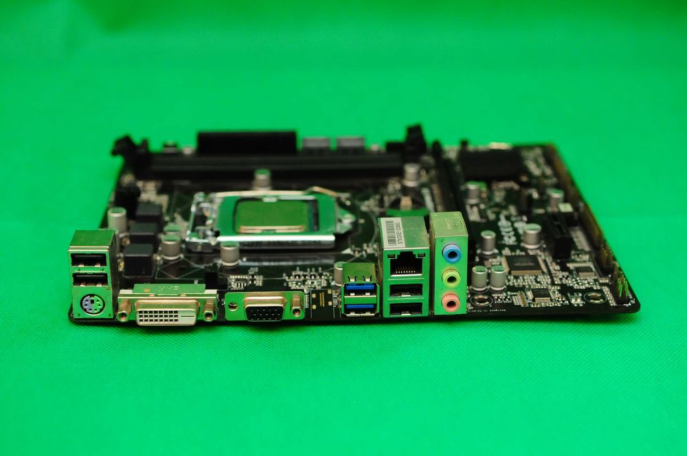 Материнская плата ASRock B85M-DGS s1150 Intel B85 PCI-Ex16