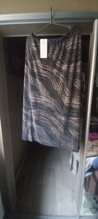 Блискуча спідниця 50/54 р нова