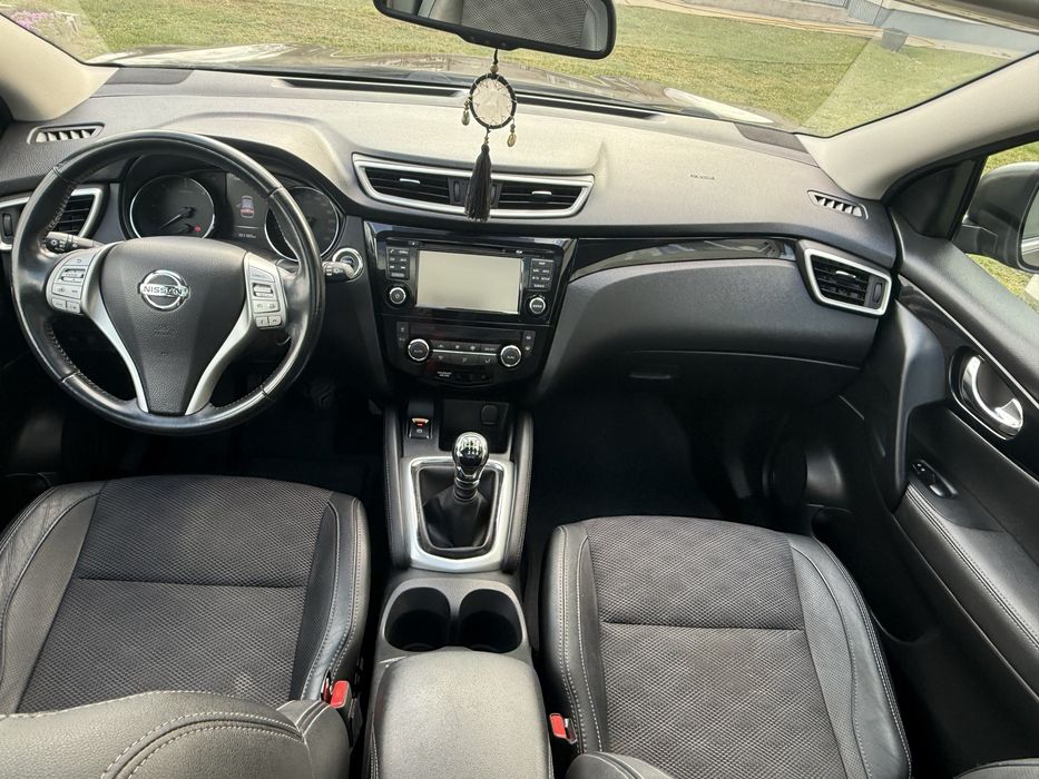 Nissan Qashqai j11