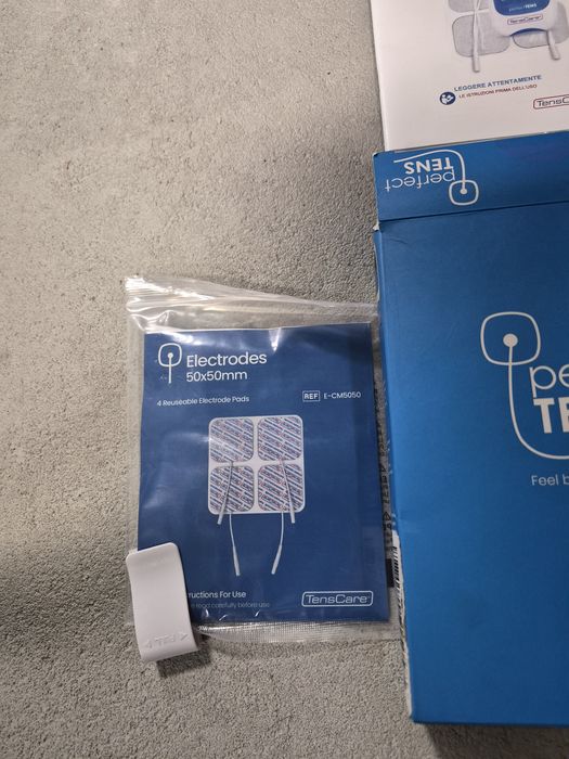 dwukanałowy elektrostymulator przeciwbólowy TensCare Perfect TENS,