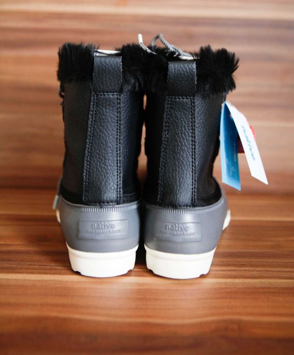 Черевики Native fitzsimmons, нові в коробці розмір 34