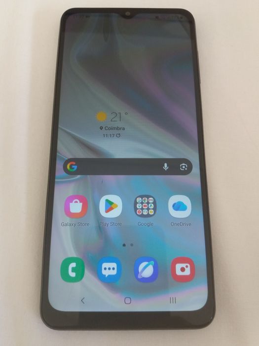 Samsung a12 em bom estado...