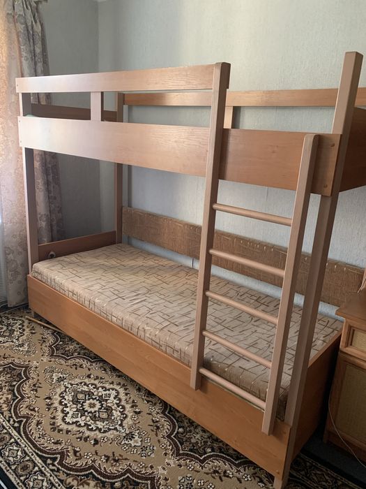 Кровать двухярусная