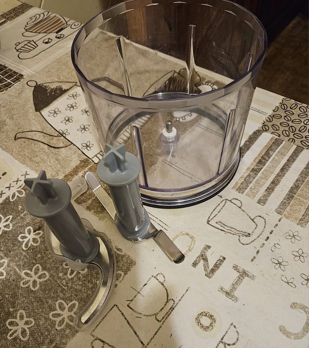 Продам чашу без верхній части и 2 насадки BRAYN MULTIQuick 7