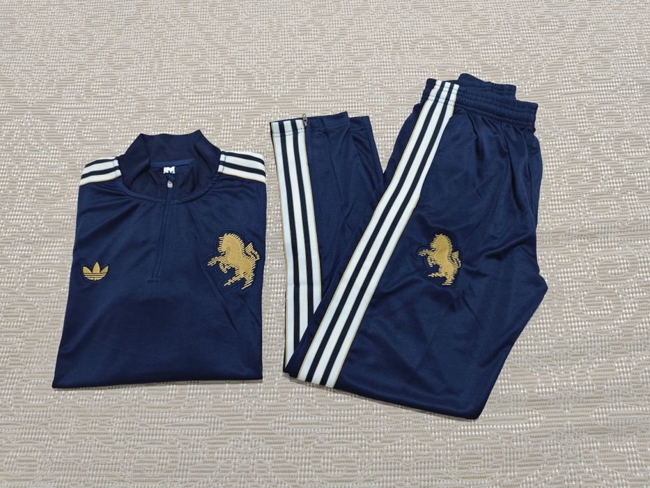 Juventus Training Suit442369511953551361