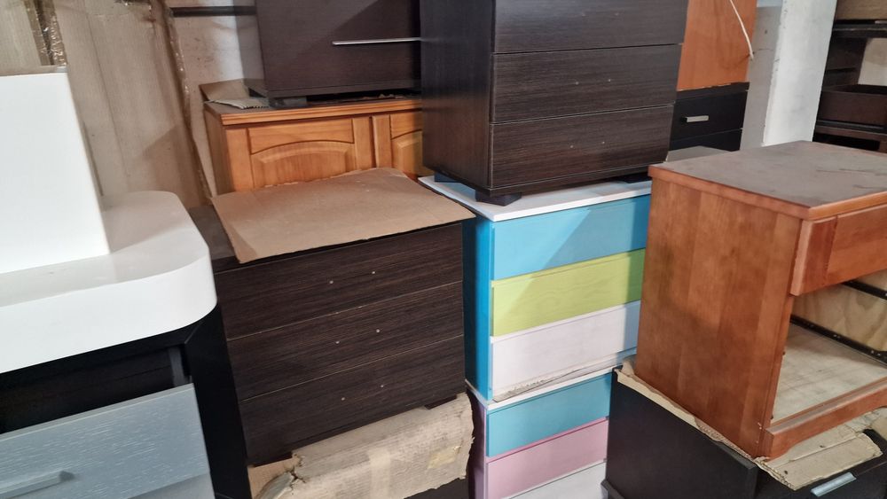Moveis mesas de cabeceira moveis de sala preco 20 euros unidade