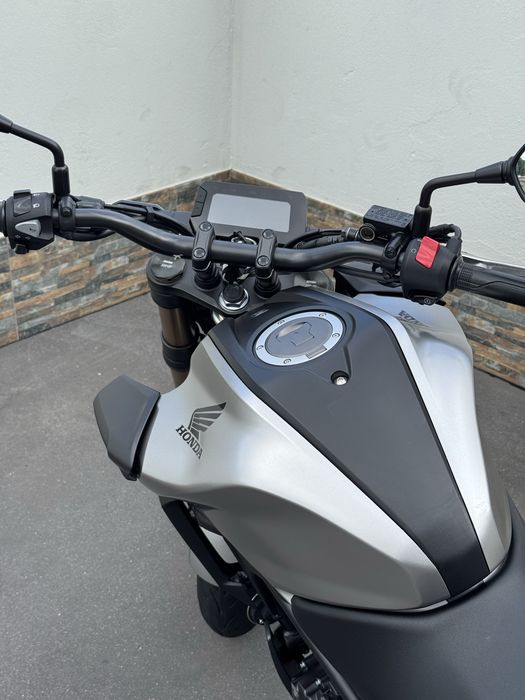 HONDA CB125R 2024