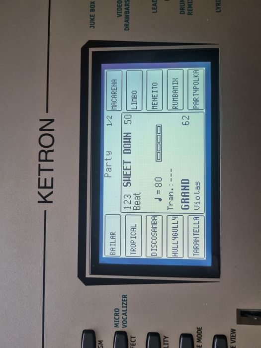 Teclado Ketron XD9