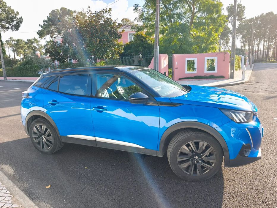 Peugeot e-2008 GT foto 4
