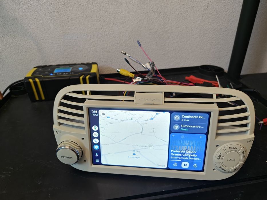 Radio 2 DIN Android Fiat 500  + Carplay + GPS + 2 GB RAM + 32 GB ROM