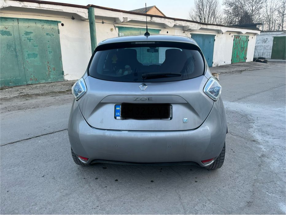 Продам Renault zoe