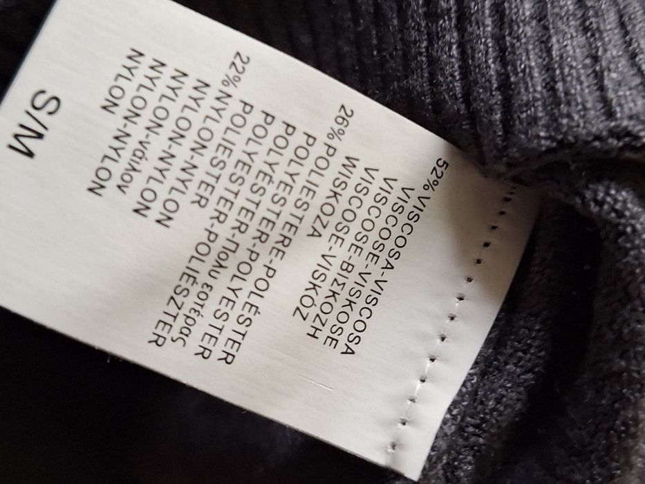 Pulower dsmski w szpic