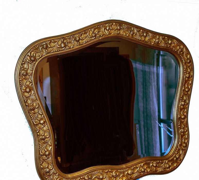 Grande espelho de parede madeira talha e gesso dourado