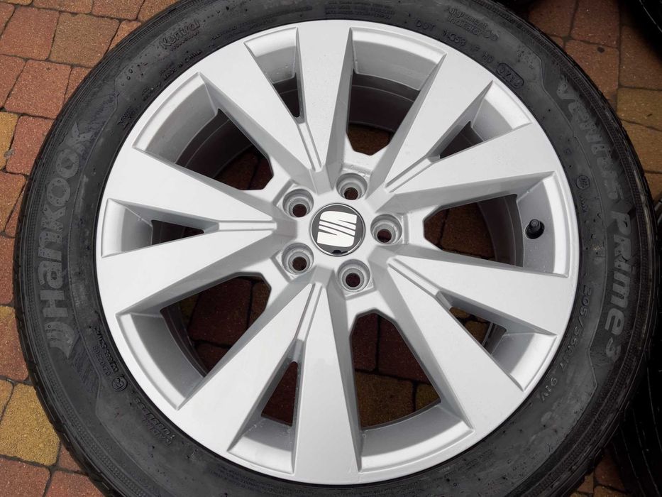 3641. Koła letnie Seat Ibiza Arona oryginalne 5x100 ET48 205/55/17