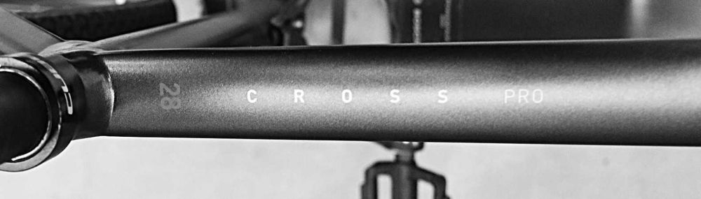 Rower elektryczny Cube Cross Pro. I inne rowery