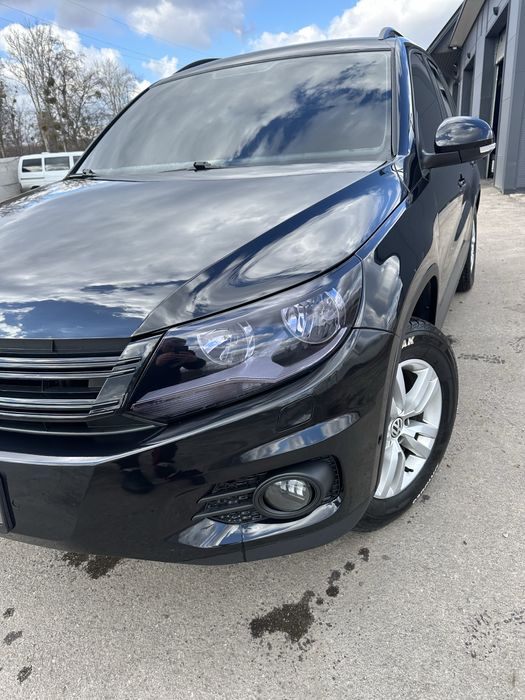 Продам Volkswagen тигуан.