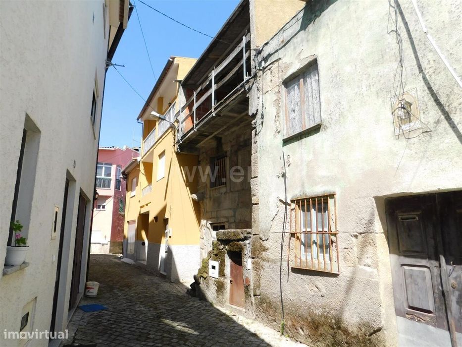 Moradia / Gouveia, Cativelos