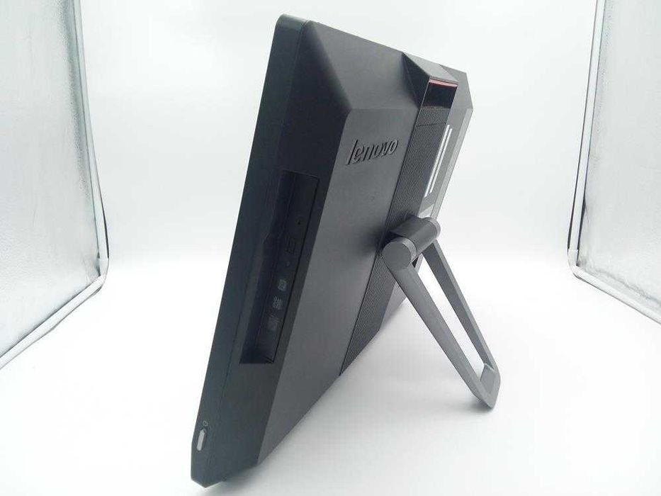 Komputer Używany AIO Lenovo S20-00 Intel 8GB 256 SSD 19' HD+ W11 GW FV