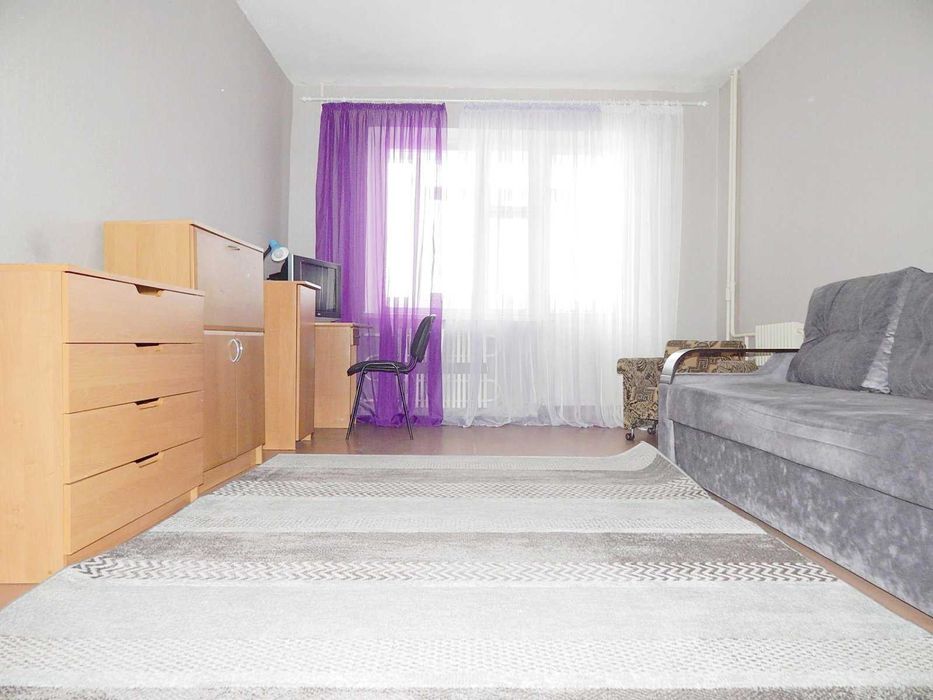 Сдам крупногабаритную 1-комнатную квартиру 44 квадратных метра 4 МКР