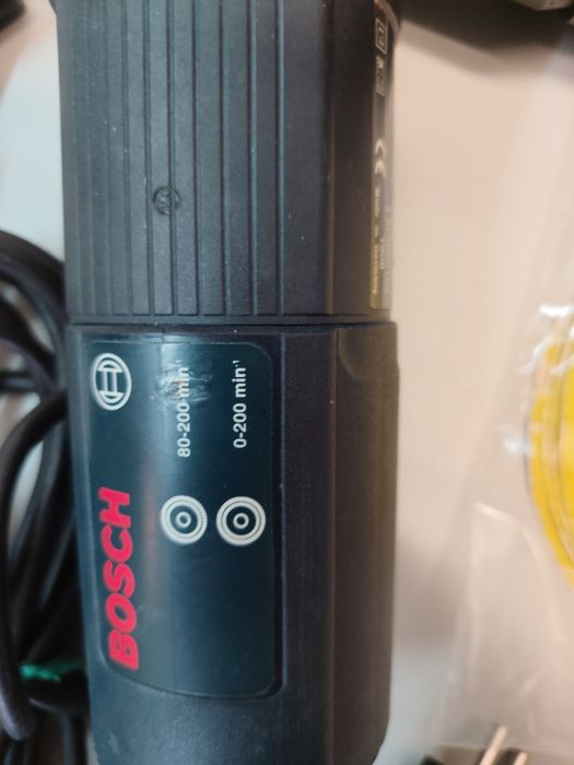 Lixadeira excêntrica Bosch  GEX 150 ACE com regulação de velocidade