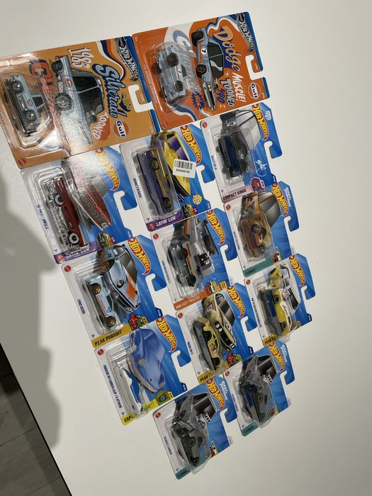 Оригинальные машинки Hot Wheels