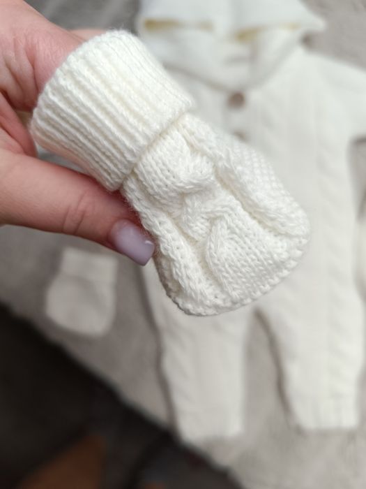 Дитячий в'язаний комбінезон  для двійнят