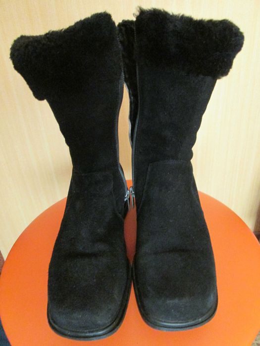 Сапоги женские Финляндия, натуральная замша и мех овчина р.35-36