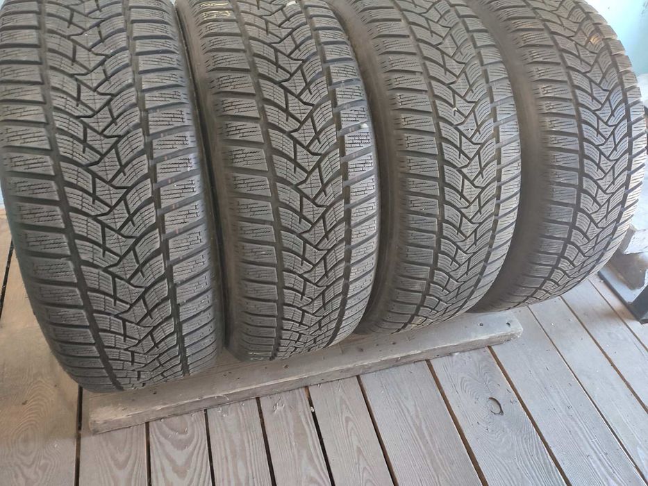 Резина R17 215/55 Dunlop WinterSport5 шини комлект