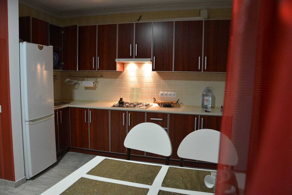 Здам 2х рівневу квартиру на Хмельницькому шосе 3030