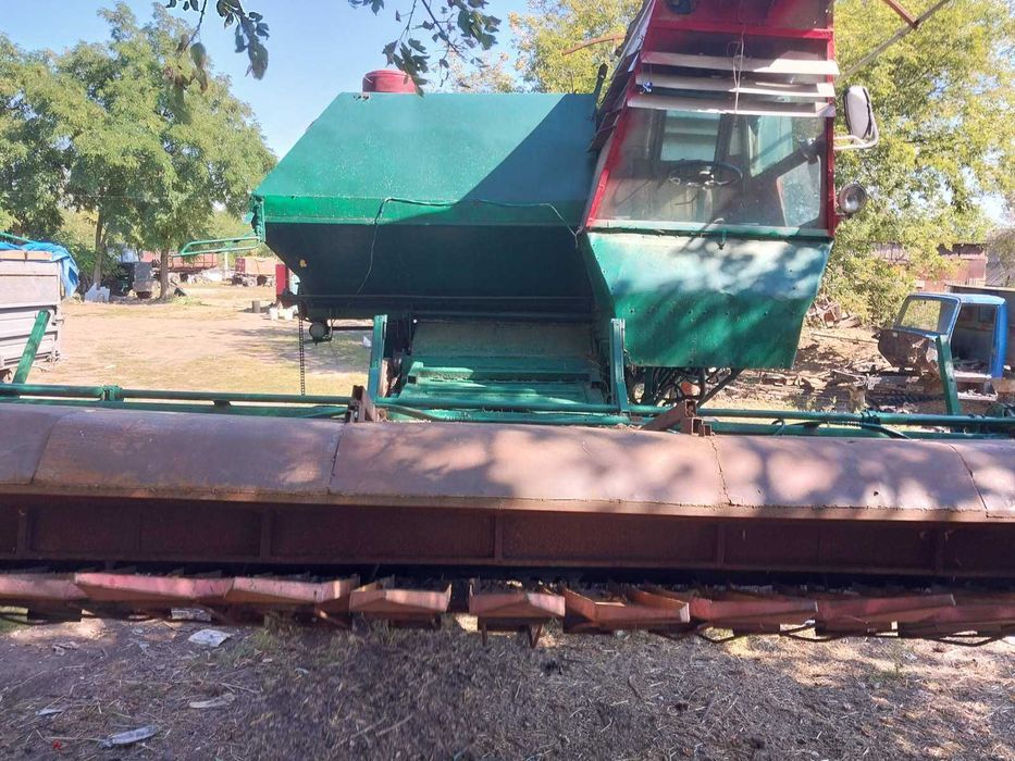 Комбайн нива СК- 5!