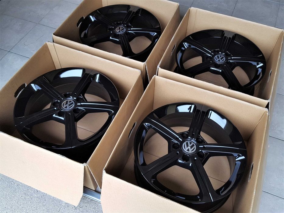 Alufelgi 17 5x112 VW Golf Passat Touran Jetta Caddy T-Roc Czarne 486#