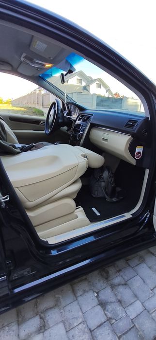 Продам автомобіль мерседес бенц b180
