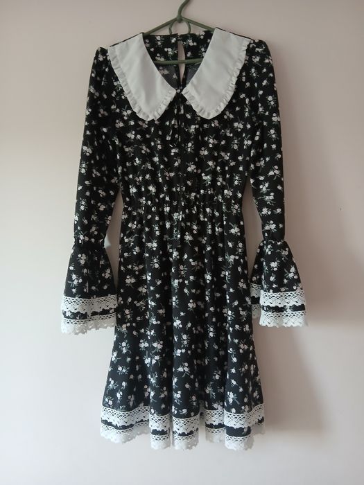 Сукня для дівчини