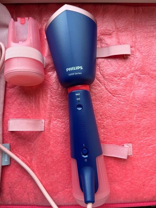 Відпарювач для одягу ручний PHILIPS STH5030/20