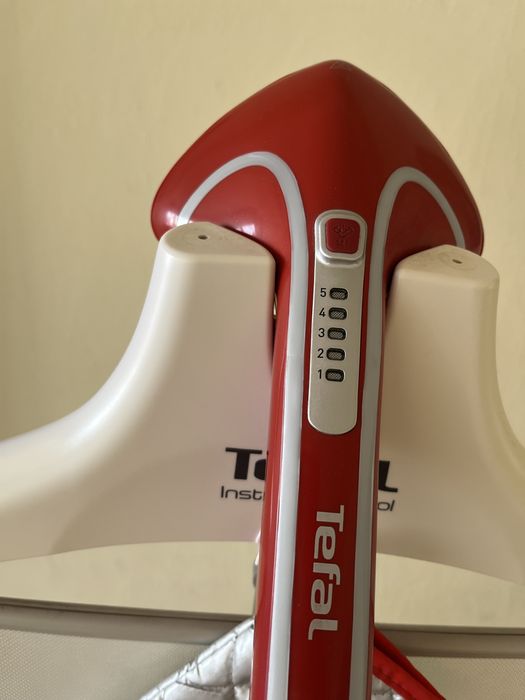відпарювач праска TEFAL
