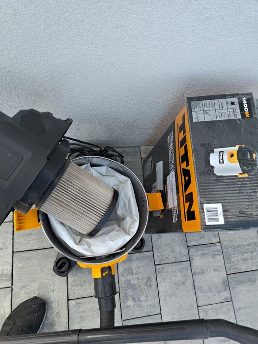 Odkurzacz przemysłowy TITAN 1400W